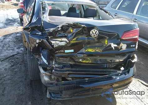 2017 Volkswagen Jetta 1.4T S z USA, uszkodzony, nr VIN 3VW2B7AJ0HM257586